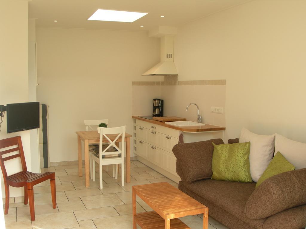 Pension Kamperland Habitación foto